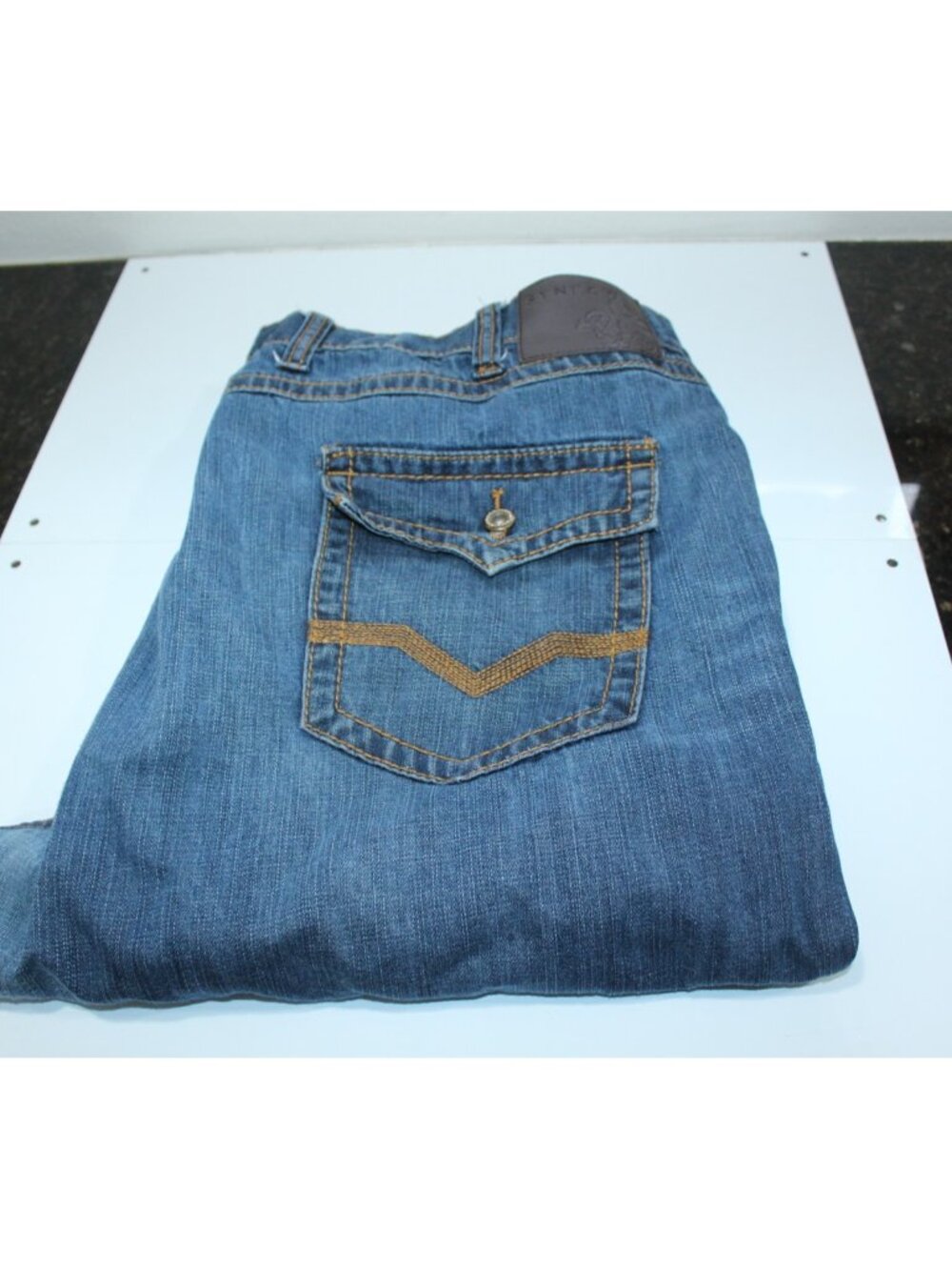 Vintage Synrgy Men's Blue Jeans Button Back Pockets With Embroidery SZ 48 x 30